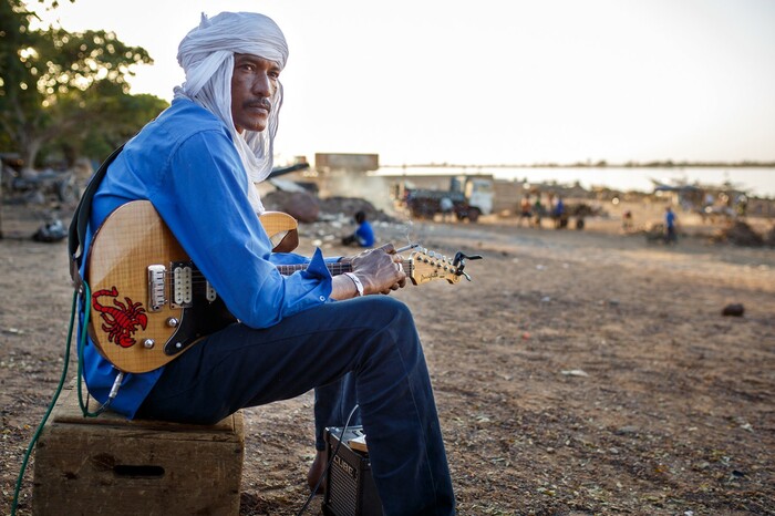 Mali Blues: Ahmed Ag Kaedi 
Photographer: Konrad Waldmann