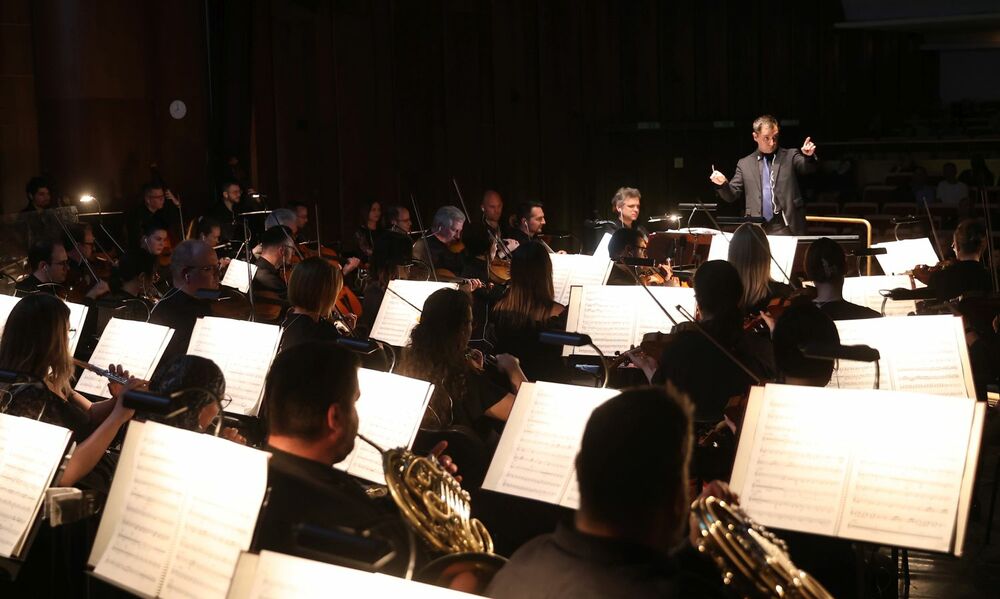 The General | Róbert Farkas and the Győr Philharmonic Orchestra Mekli Zoltán