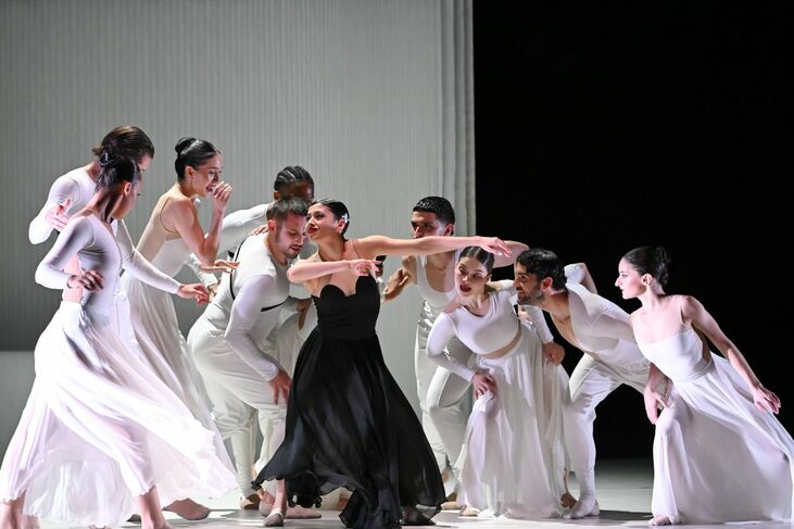 Ballet Hispánico: CARMEN.maquia