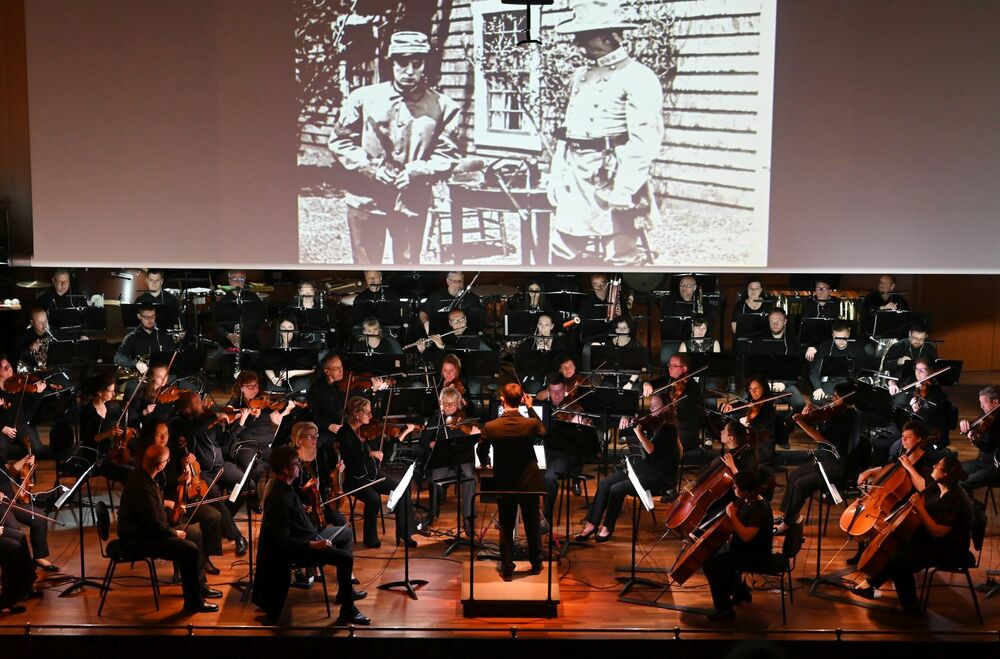 The General | Róbert Farkas and the Miskolc Symphony Orchestra Kiss Viktor / Bartók Tavasz