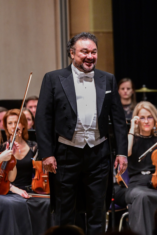 Ramón Vargas and the Győr Philharmonic Orchestra at Kölcsey Centre Debrecen Papp László