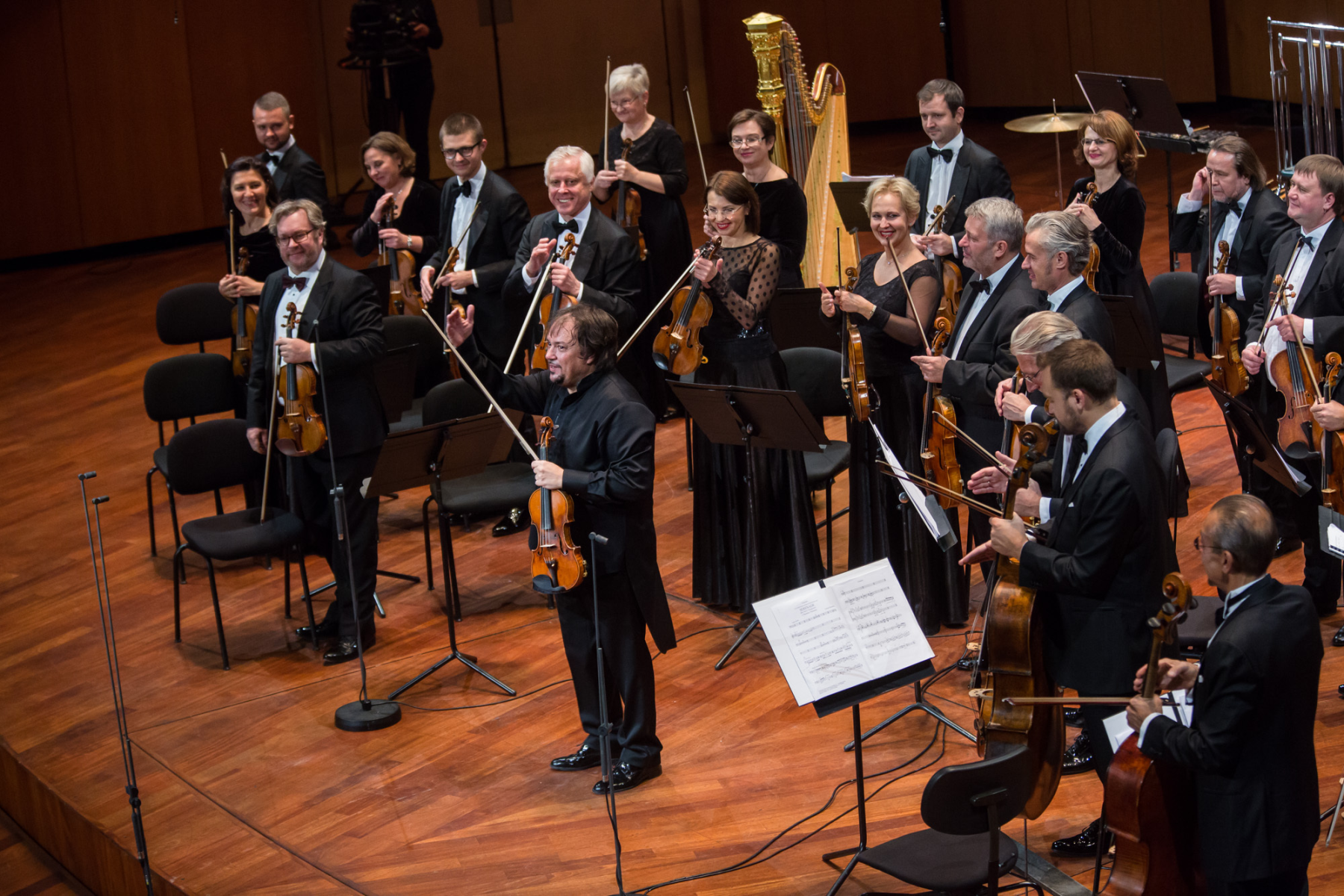 2018-2019_osz_181002_szergej_krilov_es_a_litvan_kamarazenekar_c_nagy_attila_kicsi_mupa_na20181002_34.jfif